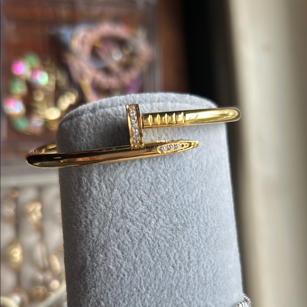 Gold Nail Design Bracelet with Crystals